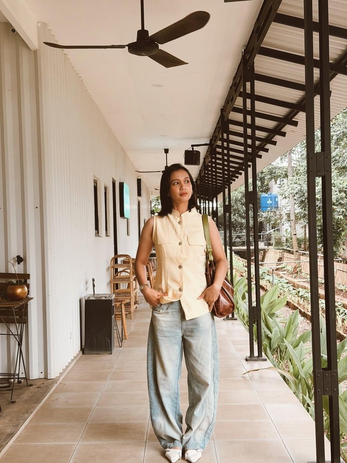 Dea Annisa bantah jadi tulang punggung keluarga.