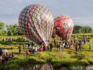 Festival Balon Udara di Ponorogo Jadi Solusi Tekan Balon Liar, Warga Antusias