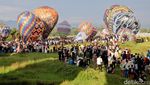 Foto: Warna-Warni Festival Balon Udara di Langit Ponorogo