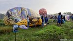 Foto: Warna-Warni Festival Balon Udara di Langit Ponorogo