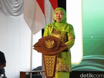 Khofifah Terapkan Uji Coba WFH ASN Pemprov Jatim Mulai April 2026