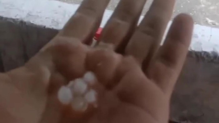 Fenomena hujan es terjadi di Lembah Napu, Kabupaten Poso, Sulawesi Tengah (Sulteng).