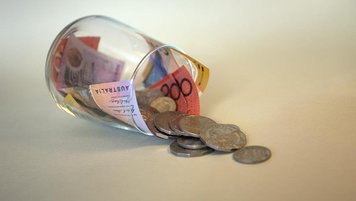 Kalender Jawa Kamis Wage 2 April 2026. 