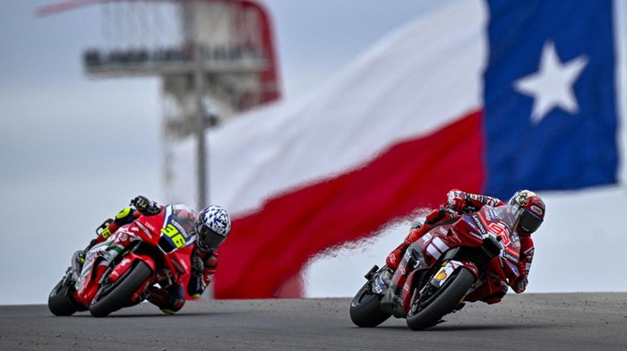 Gelaran MotoGP Amerika Serikat 2026 diwarnai drama dan kontroversi. Sejumlah pebalap harus menerima hukuman penalti dalam rangkaian balapan yang berlangsung di Circuit of the Americas, Sabtu (28/3/2026) malam WIB. REUTERS/Jerome Miron