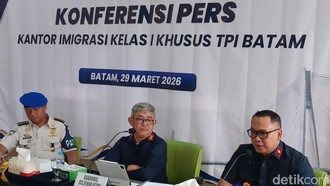 Diduga Terlibat Pungli WNA di Batam, Petugas Imigrasi Dinonaktifkan Sementara