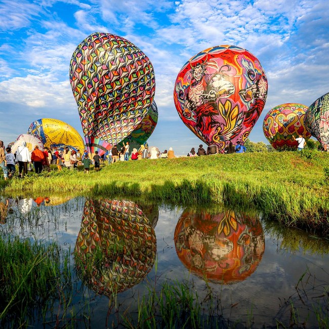 Langit Ponorogo Penuh Warna, 44 Balon Udara Terbang di Reog Balon Carnival