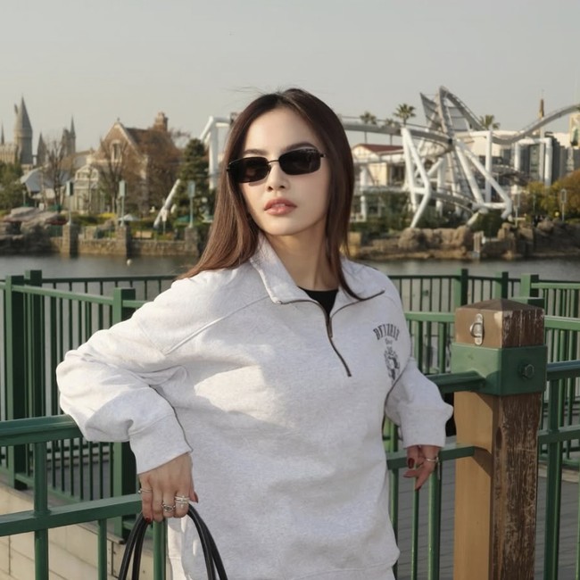 Intip Gaya Mahalini Liburan ke Jepang, Pesonanya bak Remaja