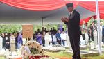 Upacara Militer Iringi Pemakaman Juwono Sudarsono di TMP Kalibata