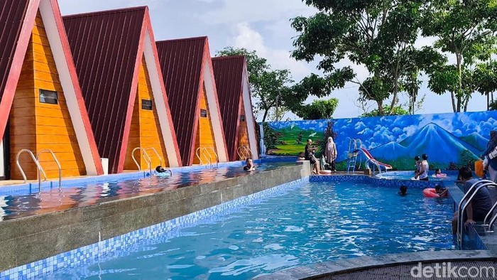 WIsata di Sidoarjo dipadati wisatawan