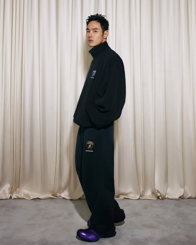 Sebagai aktor yang sering muncul dalam film dan drama populer, Ethan Juan juga menunjukkan minat besar pada industri hiburan dari balik layar. Pada 2013, ia mendirikan perusahaan bernama Bright Entertainment yang berfokus pada manajemen artis, produksi konten hiburan, serta pengembangan berbagai proyek kreatif. Foto: Dok. Instagram
