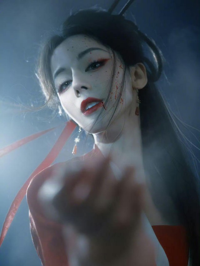 Foto Dilraba Dilmurat Jadi Hantu dalam Drama Terbaru Love Beyond the Grave