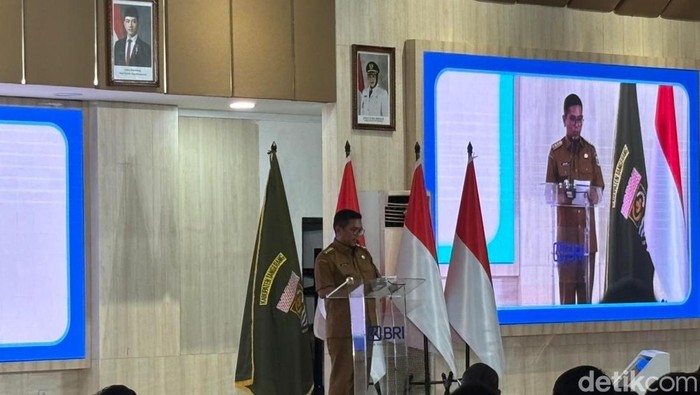 Gubernur Banten Andra Soni.