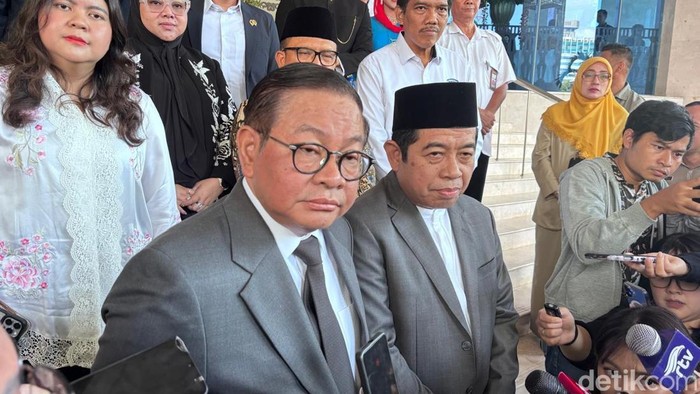 Gubernur DKI Jakarta Pramono Anung memastikan pihaknya siap mengikuti aturan pemerintah pusat terkait penerapan kerja dari rumah (work from home/WFH) bagi ASN. (B Belia/detikcom)