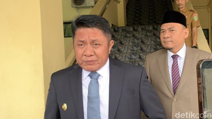 Gubernur Sumatera Selatan Herman Deru