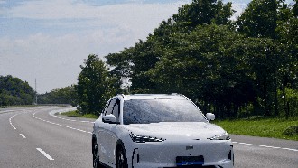 Mobil Listrik Habis Dipakai Mudik, Perlu Perawatan Nggak?