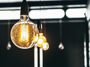 Tarif Listrik PLN September 2026 Naik? Ini Harga per KWh Semua Golongan