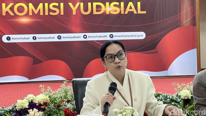 Juru Bicara KY Anita Kadir (Adhfar/detikcom)