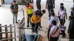 Keren! Stasiun Cikini Kini Punya Lift Khusus Disabilitas