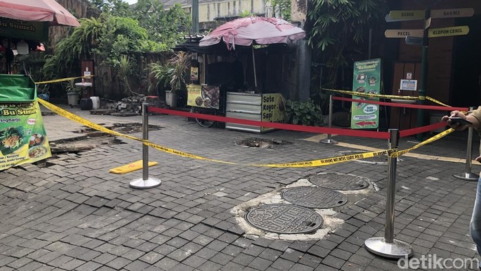 Lokasi saluran air limbah (SAL) yang meledak di Teras Malioboro, Senin (30/3/2026)