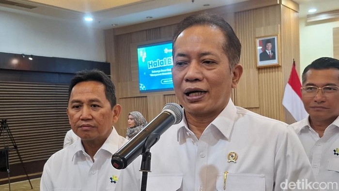 Menteri Koperasi (Menkop) Ferry Juliantono