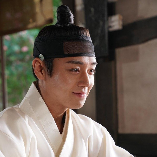 Foto Bintang Film Korea Terlaris Sepanjang Masa, Ngaku Ganteng Tanpa Oplas