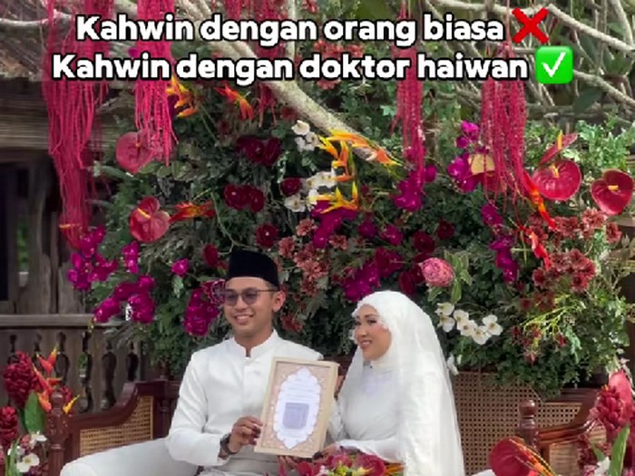 Pernikahan unik di hadirkan kebun binatang mini, bikin tamu undangan, terutama anak-anak, antusias foto bareng hewan.
