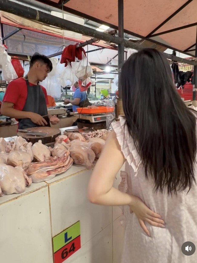 Salmafina Sunan Hobi Belanja Bahan Makanan di Pasar hingga Supermarket
