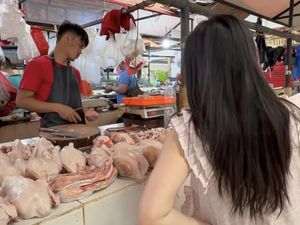 Salmafina Sunan Hobi Belanja Bahan Makanan di Pasar hingga Supermarket
