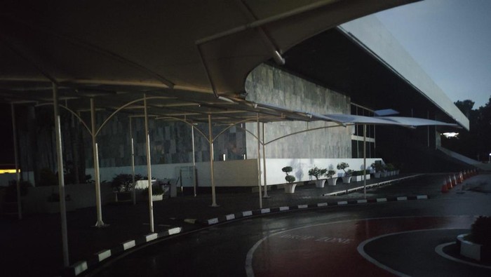 Suasana gedung DPR saat hemat energi