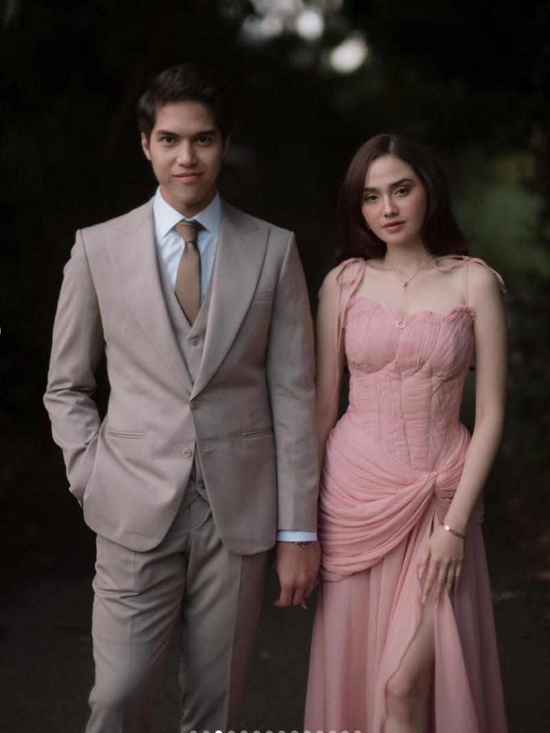 Detail Perhiasan Syifa Hadju saat Foto Prewedding, Simpel Tapi Seharga Rumah