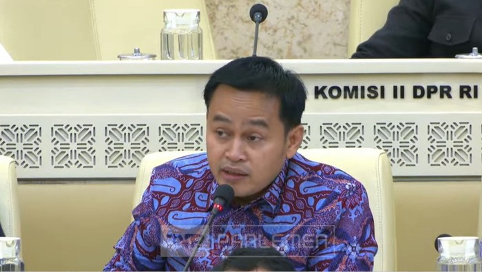 Tangkapan layar Rapat Komisi II DPR RI. (dok. Istimewa)