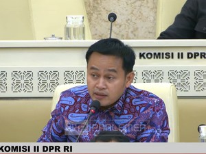 Anggota DPR RI Soroti Mualem Tunjuk Anak Jadi Komisaris Utama PT PGE