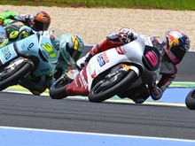 Veda Ega Crash, Gagal Finis di Moto3 Amerika Serikat