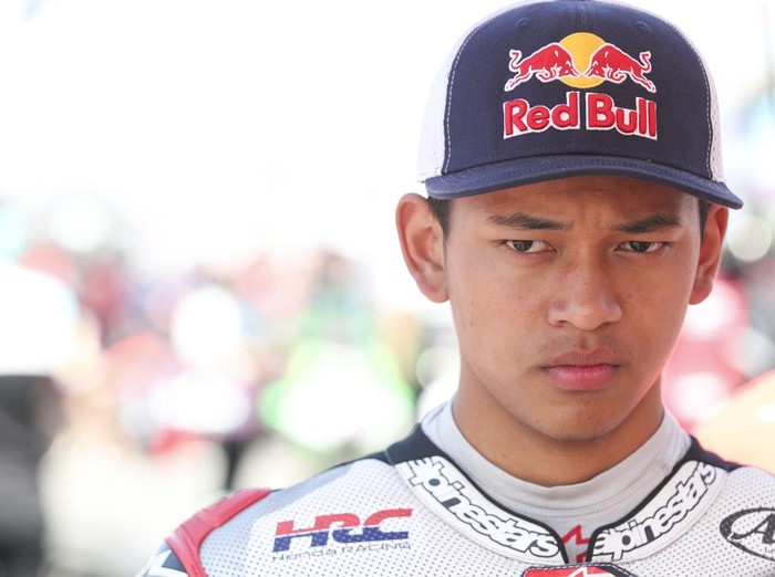 AUSTIN, TEXAS - MARCH 29: Veda Pratama of Indonesia riding the Honda Team Asia Moto3 bike (09) on the grid during the MotoGP of  United States Moto3 race at Circuit of The Americas on March 29, 2026 in Austin, Texas. (Photo by Gold & Goose Photograph