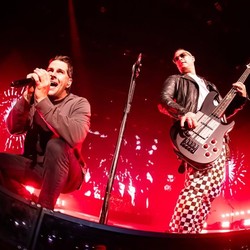 Gak Banyak Gimmick, Tiba-tiba Avenged Sevenfold Rilis EP Baru!