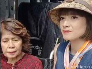 Chika Jessica Pertama Kali Ajak Ibu Tampil di Televisi: Surprise Tadi Happy