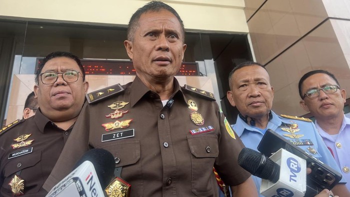 Direktur Penuntutan Jampidmil Kejagung, Zet Tadung Allo (Adhar/detikcom)