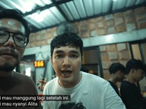 Ferry Irwandi Nyobain Aldis Burger, Rela Pesan 3 Hari Sebelumnya!