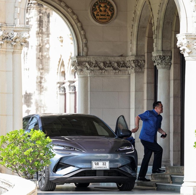 Gaya PM Thailand Gunakan Kendaraan Listrik Pribadi untuk Dorong Efisiensi