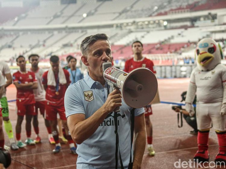 Herdman Janji Bangkit Usai Kekalahan, Targetkan Indonesia ke Piala Dunia 2030