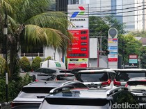 Pertamina yang Tanggung Beban Harga BBM Tak Naik