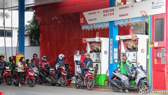 Harga BBM Tak Bisa Terus-terusan Ditahan Nggak Naik, Ini Alasannya