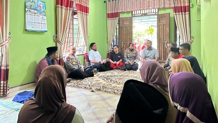 Kapolda Riau Berduka, Tragedi Anggota Manggala Agni Saat Padamkan Karhutla