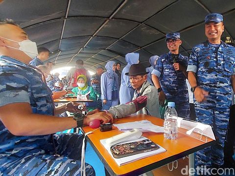 KSAU Marsekal TNI M. Tonny Harjono saat hadiri peringatan HUT ke-80 TNI AU di Desa Pasirlangu.