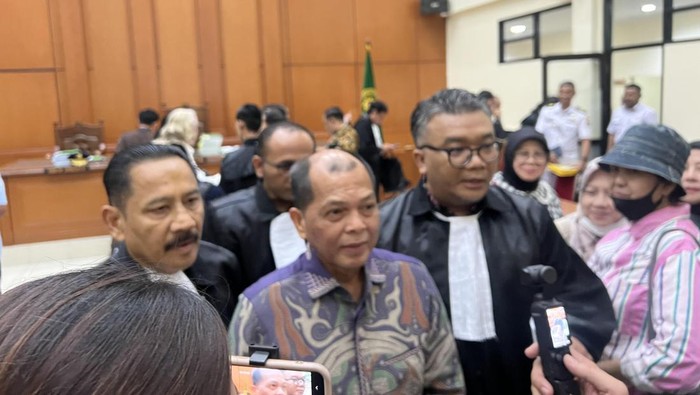 Mantan Kepala Badan Sarana Pertahanan Kementerian Pertahanan (Kemhan) dan selaku Pejabat Pembuat Komitmen (PPK), Laksamana Muda TNI (Purn) Leonardi.