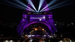 Menara Eiffel Bersinar Sambut Comeback Celine Dion di Paris