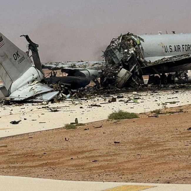 Pesawat Intelijen AS Hancur Diserang Iran