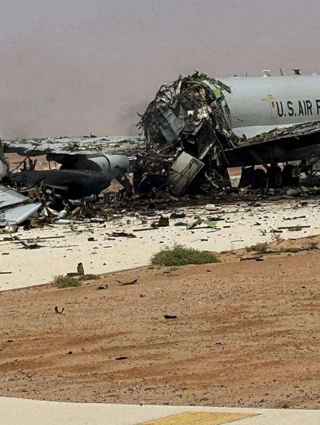 Pesawat Intelijen AS Hancur Diserang Iran