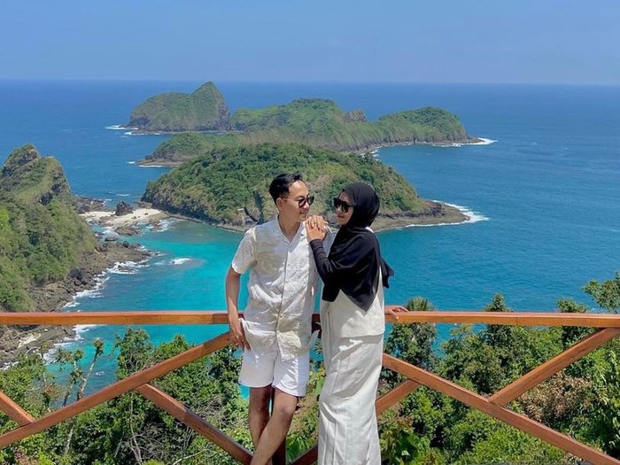 Pulau Bedil Raja Ampatnya Banyuwangi