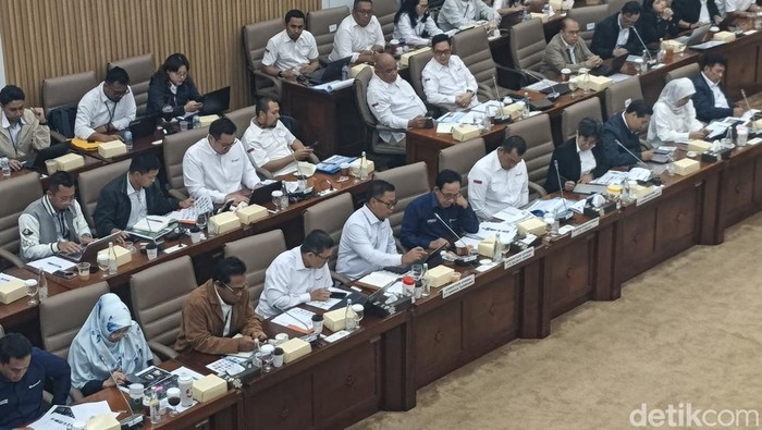 Rapat Antam di DPR RI, Selasa (31/3/2026).